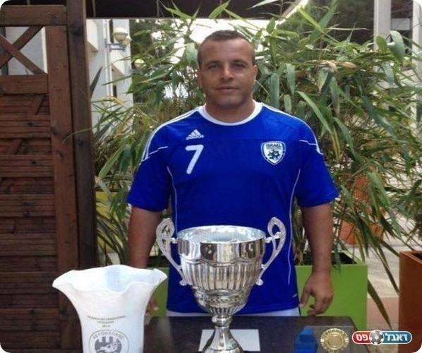 מצטיין המחזור אבי אזולאי מחולון כבש שלושער